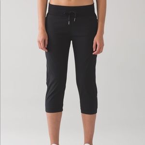 Lululemon crops